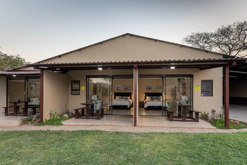 Kiyala Guest Farm Hotel Mbombela Bagian luar foto