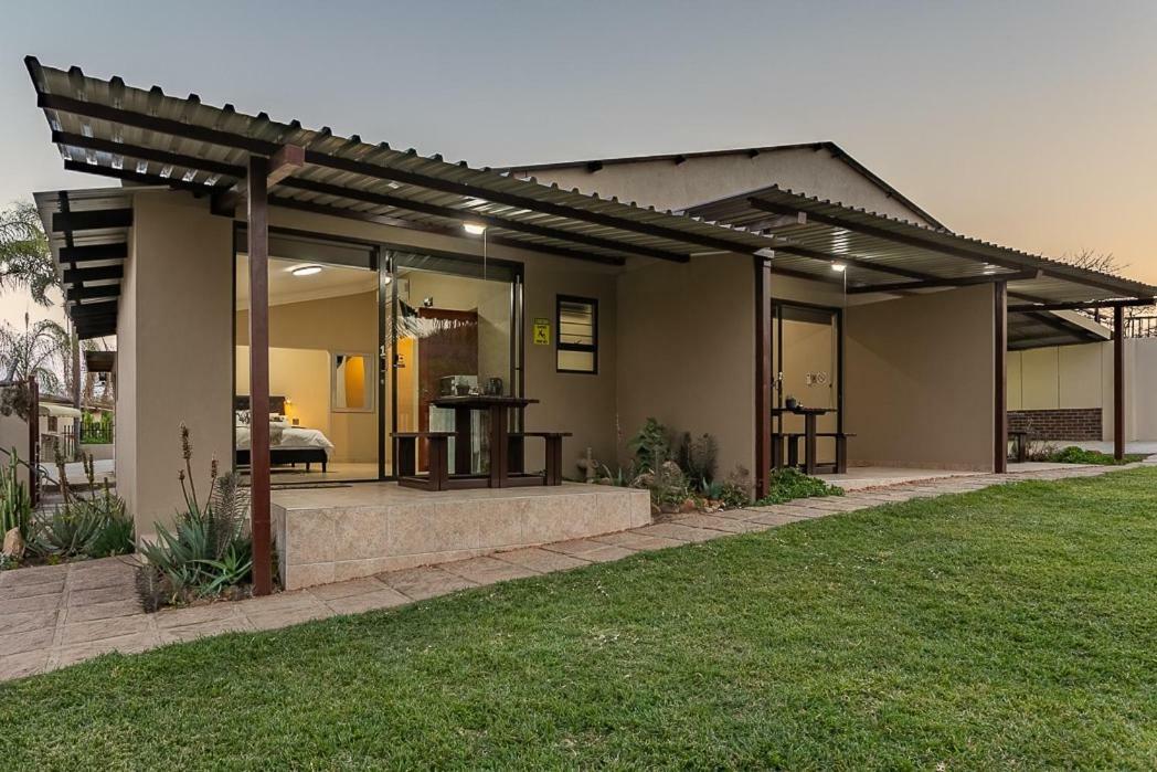 Kiyala Guest Farm Hotel Mbombela Bagian luar foto